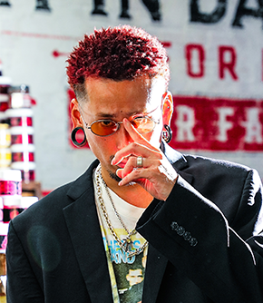 オーナー　岡田